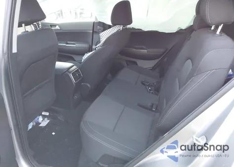 2021 Kia Sportage Lx z USA, uszkodzony, nr VIN KNDPM3AC5M7934410